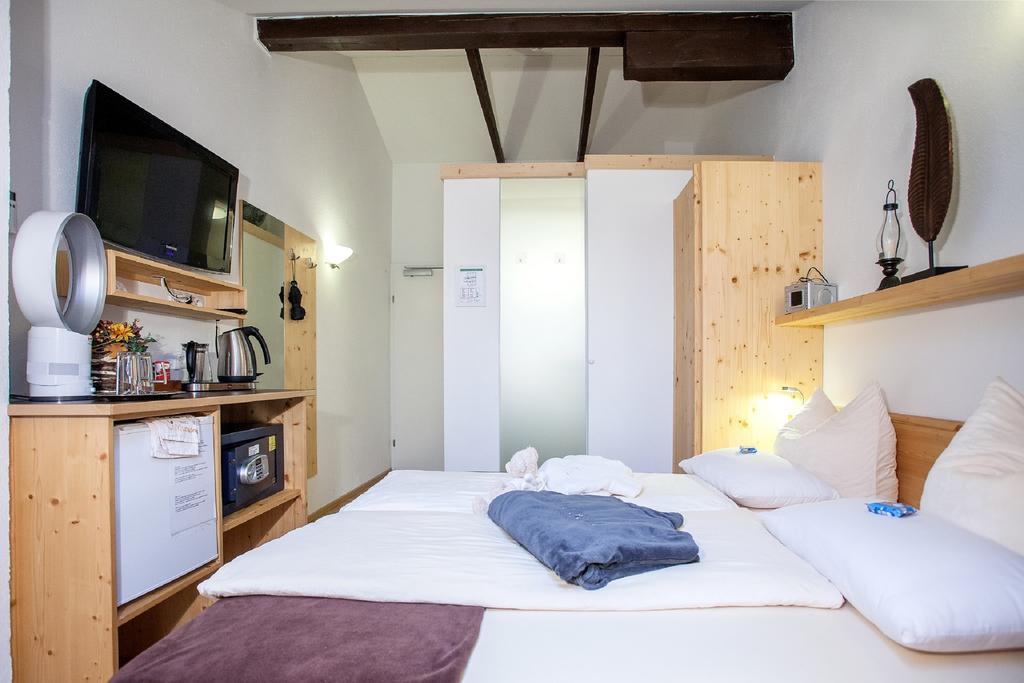 Gaestehaus Waldrand Garni Wiesing Dış mekan fotoğraf