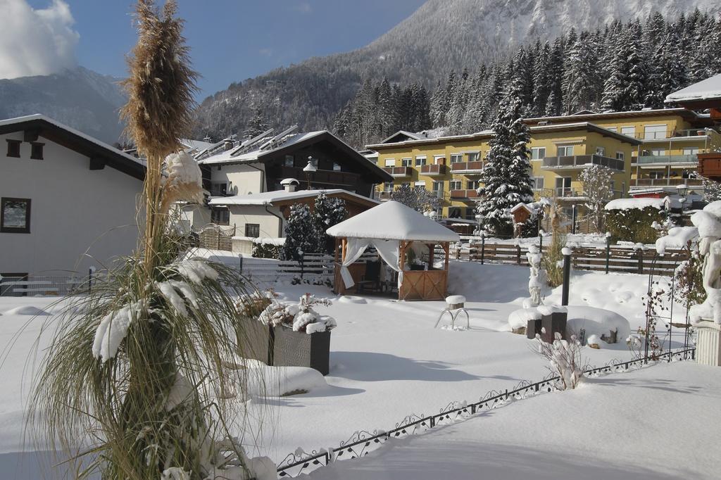 Gaestehaus Waldrand Garni Wiesing Dış mekan fotoğraf