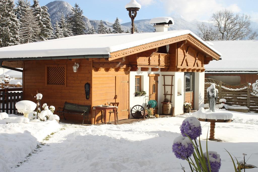 Gaestehaus Waldrand Garni Wiesing Dış mekan fotoğraf